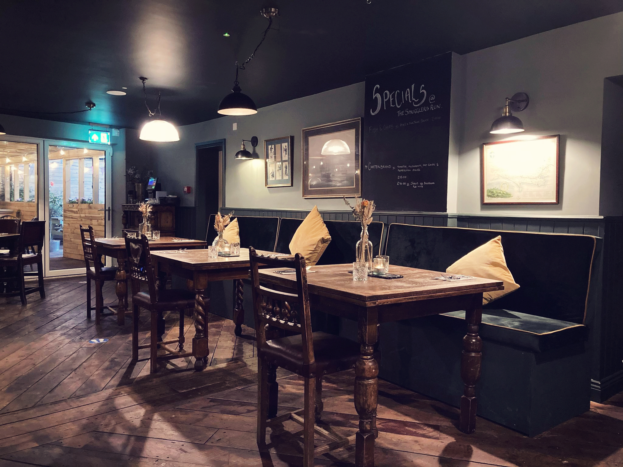 Smugglers Run – a delicious a la carte dinner in the heart of Christchurch, Dorset